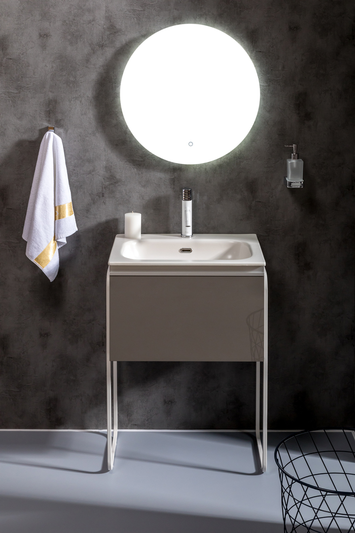 Тумба под раковину 60 см ArmadiArt Vallessi 837-060-A glossy
